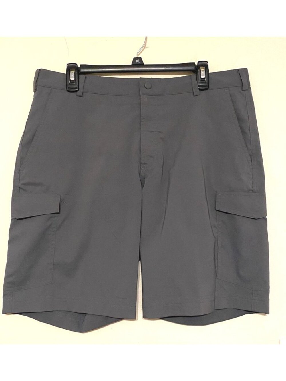 Men's Gray Nike Golf Dri-Fit 6-Pocket Cargo Shorts 34" Waist 9.5" Inseam